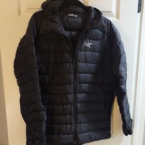 Arc'teryx Men's Black Puffer Jacket